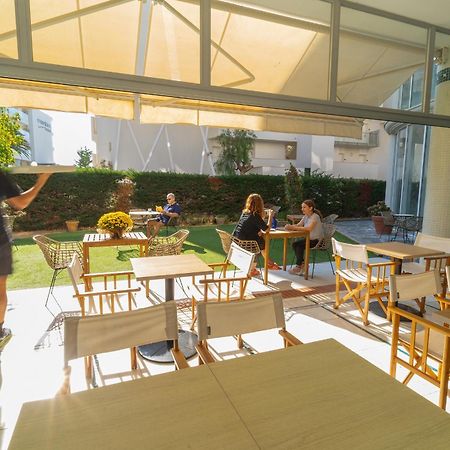 Hotel & Apartaments Thalassa Sport & Spa Roses Eksteriør billede