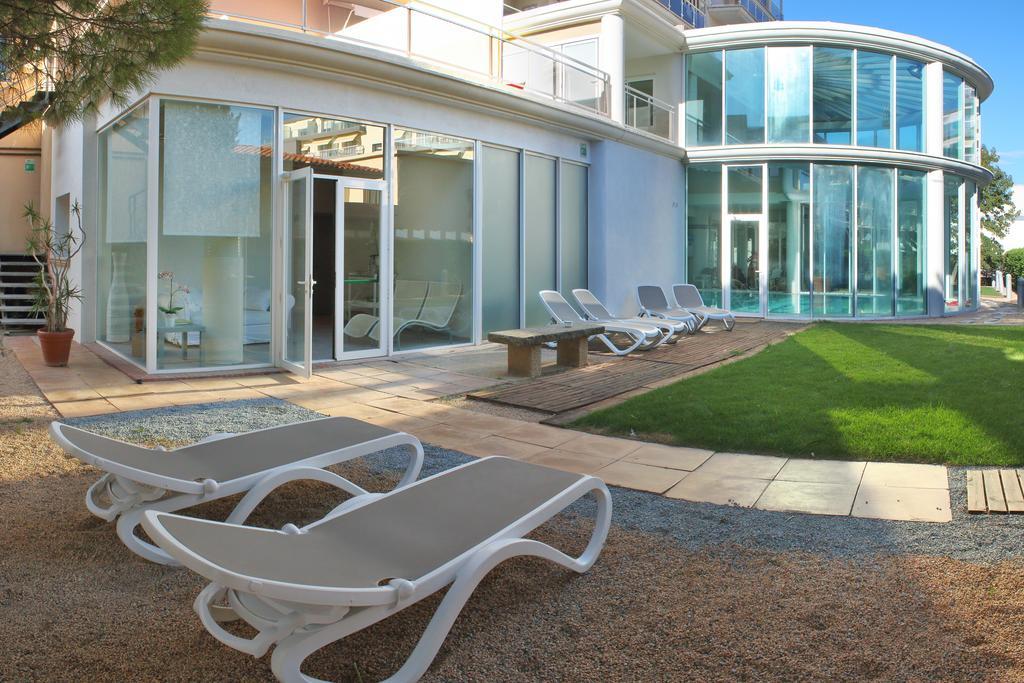 Hotel & Apartaments Thalassa Sport & Spa Roses Eksteriør billede