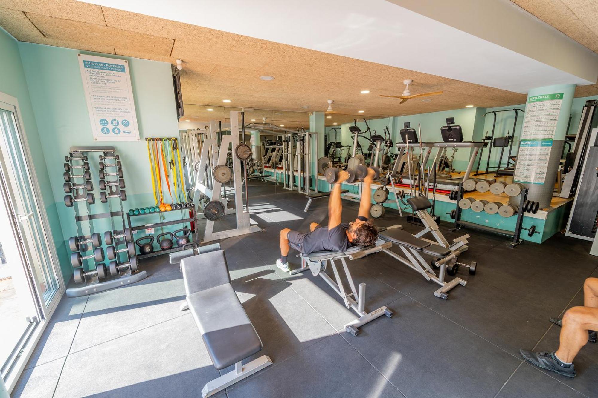 Hotel & Apartaments Thalassa Sport & Spa Roses Eksteriør billede