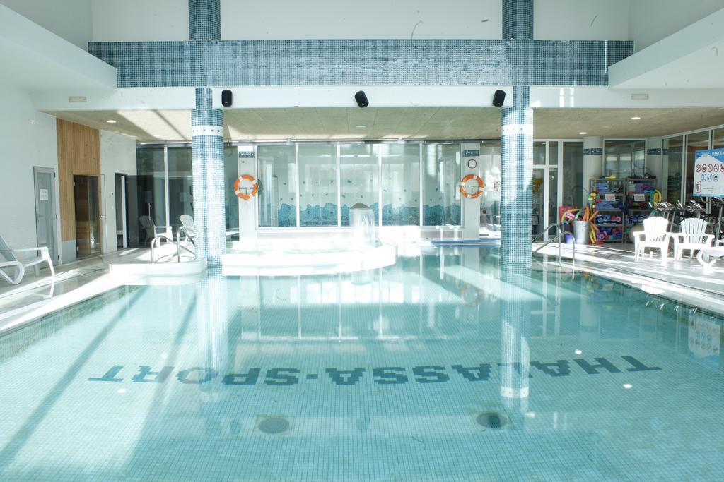 Hotel & Apartaments Thalassa Sport & Spa Roses Eksteriør billede